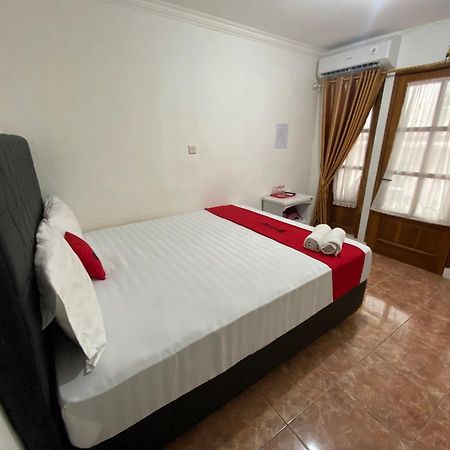 Hotel Reddoorz Syariah At Sudirman Street Garut Exterior foto